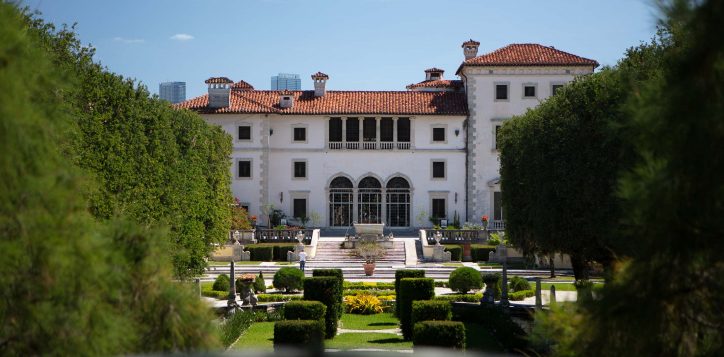 coconut-grove_vizcaya-museum-and-gardens_main-house_facade_fountain_garden-20180419-417-2